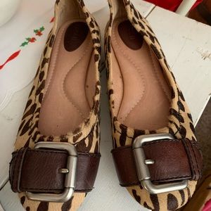 Cheetah print fur flats